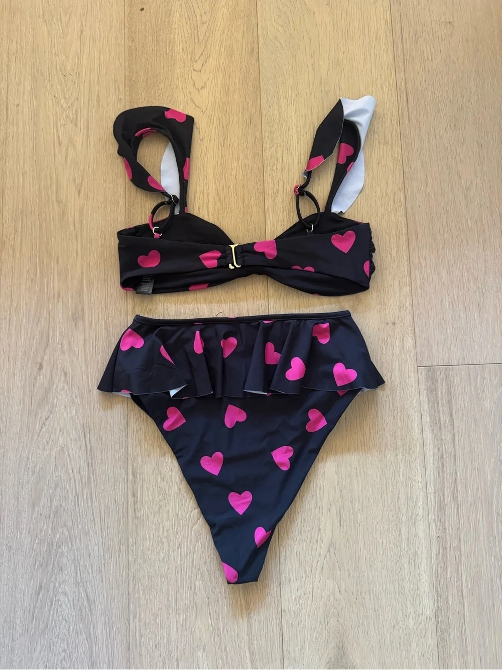 Beach Riot Poppy Bralette Bikini Top and Daisy Ruffle Bottoms in Tough Love - Picture 5 of 6
